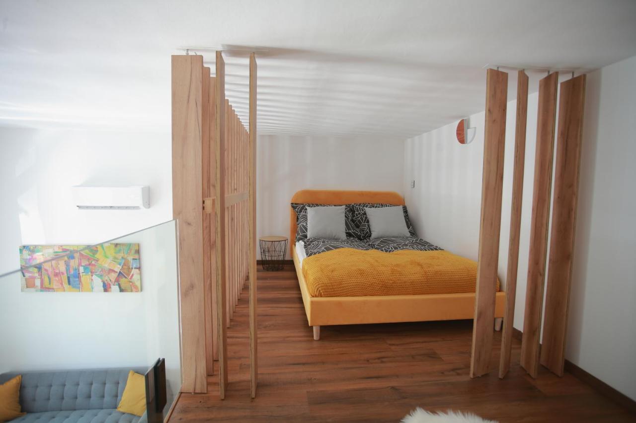 Szieszta Apartman Appartement Szeged Buitenkant foto