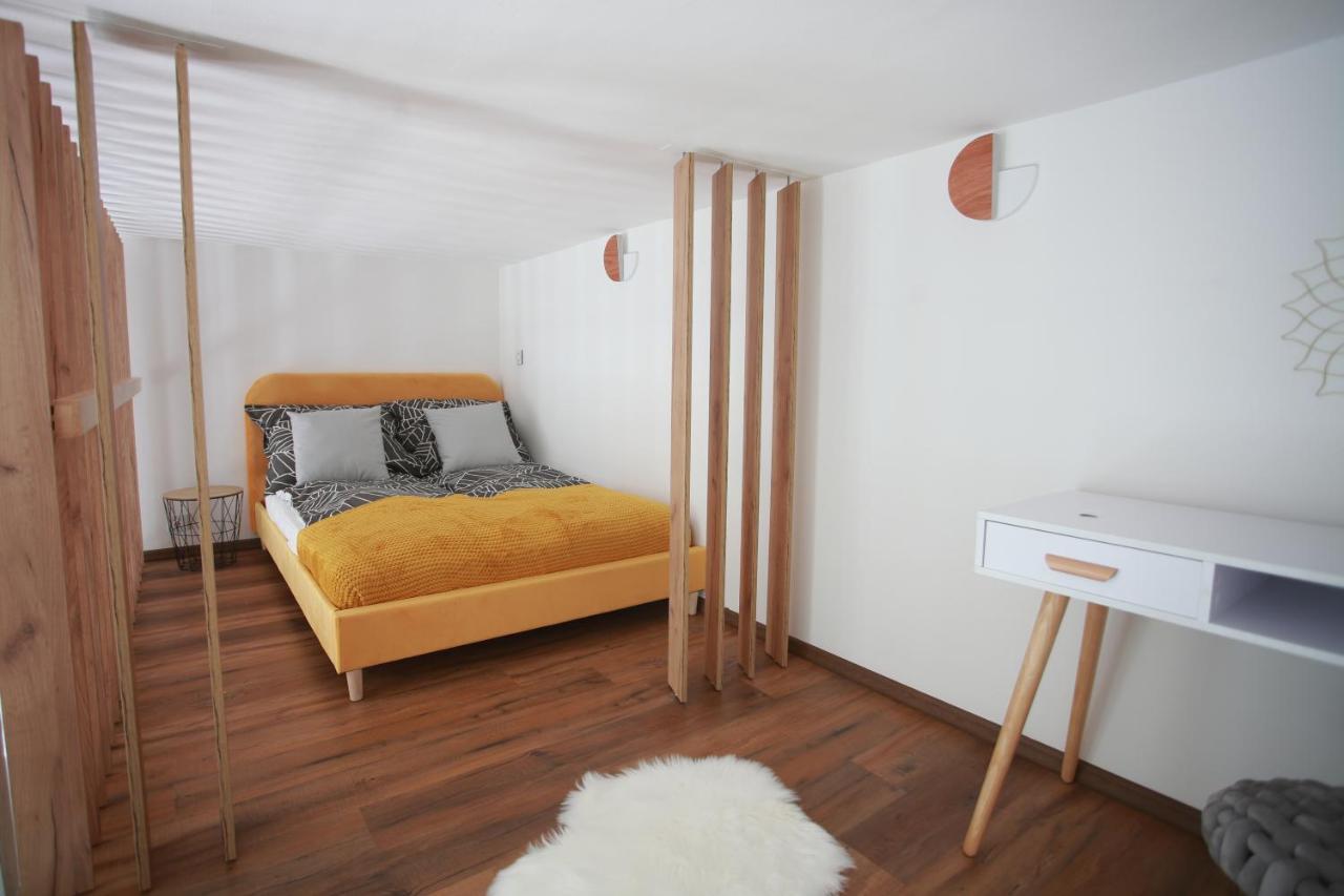 Szieszta Apartman Appartement Szeged Buitenkant foto