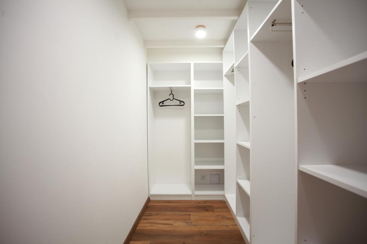 Szieszta Apartman Appartement Szeged Buitenkant foto